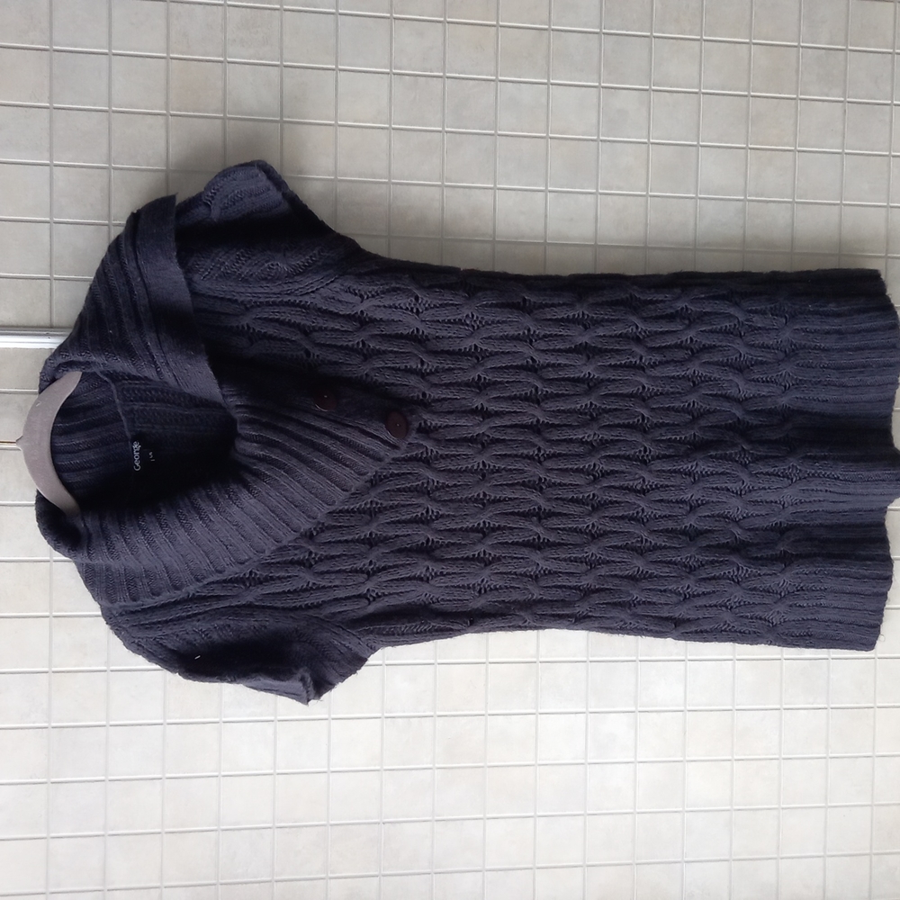 Short sleeved sweater dress